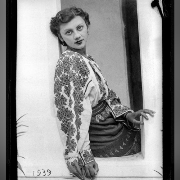 Meet your Posher, Anne Marie - Picture 4 of 11